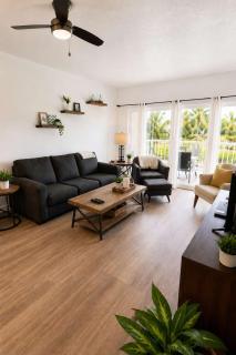 Beach Living at Plantation Village BLD - 8