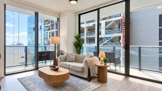 Downtown Miami 1BR Wraparound Balcony, Pool and Gym - 1