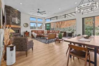 Modern Red Cliff Home with Private Pool - 1