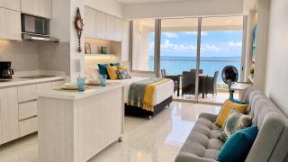 Suite frente al mar + piscina + balcón privado 727 - 2