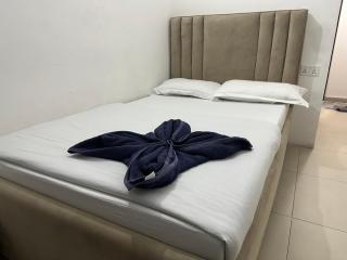 Boutique Capsules - 6