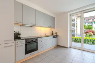 West Suite Bright 3-Room Flat in Wipkingen - 6