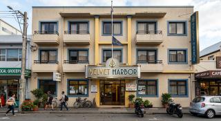 Velvet Harbour - 4