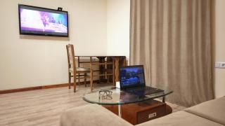 Yerevan Apartment by Land Of Noah - 4