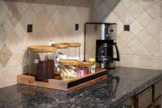 Hot Tub + Outdoor Kitchen: Stylish Home in Bryan - 1