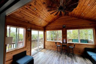 River Cabin in Woodsboro - 2