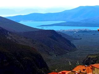Breathe in Delphi - 3BR, Mountain & Sea View - Delfoi - 8