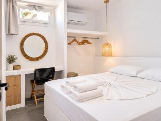 Pelagos Sea View Apartments - 7