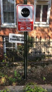 Suite Victory #1 On Main St w/ Reserved Parking - 1