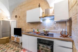NonnAnna Apartment In Martano Historic Centre - Happy Rentals - 9