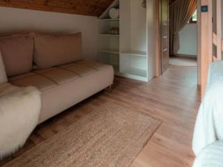 Comfortable holiday home with private jacuzzi - 9