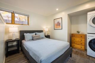 Stella Ruby Cottages (Scarlet) - Steps to Downtown! - 0