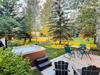 Large Modern Driggs Home with Private Hot Tub, Views, Gameroom, Bikes! - 9