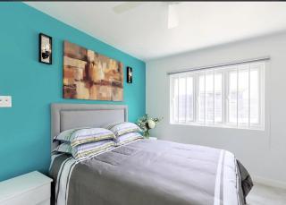 Tideline- 4BR Beachfront Modern Villa - 1