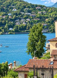 Dolce Lake View - Charming Villa with Private Garage - 6
