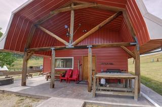 Montana Ranch Escape: Cabin w/ Grill + Patio - 0