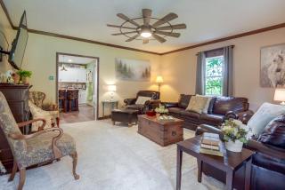 Country Living! Fire Pit, Horse Stalls & Views - 4