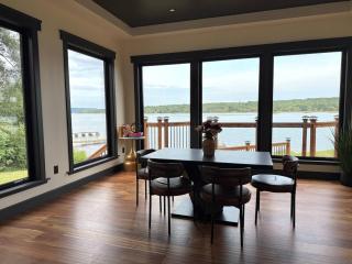 Secluded Waterfront Home - Lake Access, Deck, BBQ, Fire pit - 2