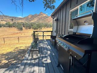 Agate Ranch 2 BD + Views + EV + Walk to River - 7