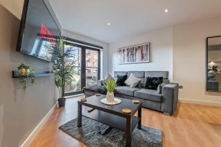 Luxury City Centre Apartment - Balcony - sleeps 8 - 6
