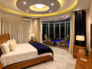 Villa Luna with Private Pool and Ocean Views - 0
