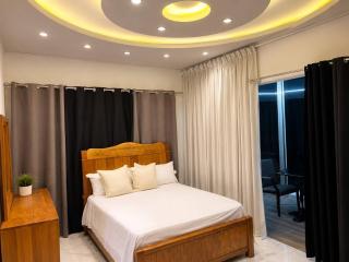 Villa Luna with Private Pool and Ocean Views - 4