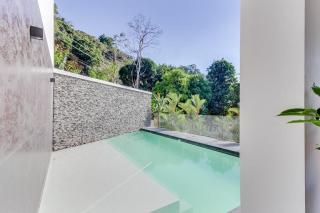 Sunset Blvd 402 - 8