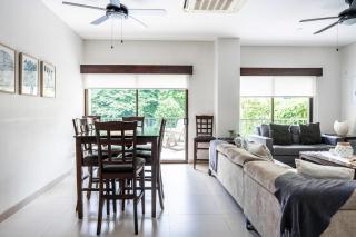 Jaco Bay 1202 - 6