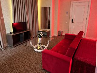 Rose Inn Hotel - 4