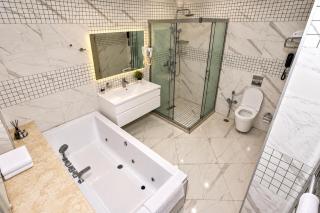 Rose Inn Hotel - 8