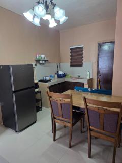 Mel's Place Batangas Unit3 Banaba Kanluran, Batangas City 2 bedroom house - 8