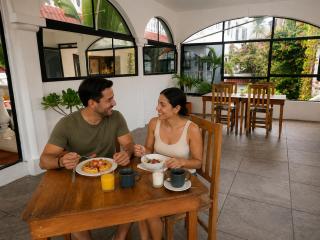 Villa Madre by La Cultura Suites - Hotel Moms - 8