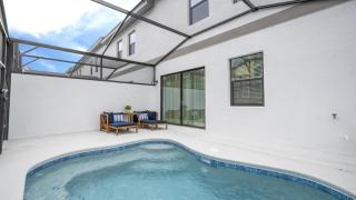 5BR Luxury Townhouse with Pool at Paradiso Grande - 4