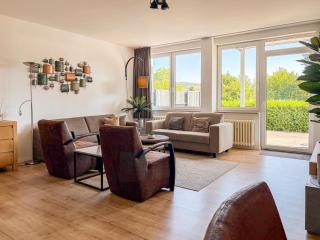 Modern Apartment Retreat for 6 in Winterberg Züschen - 9