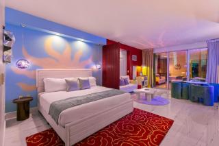 777 Suite Sphere and Strip View with Private Balcony - 0
