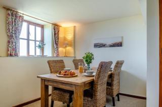 2 Bed in Godshill oc-ic106 - 1