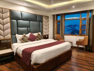 Hotel Shimla Royale by SV Hospitality - 4