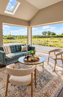 Jacks Meadow - A Stylish 5 Bedroom Meath Retreat near Dublin Airport - 3