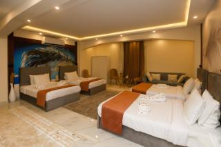 Pyramids Palace INN With Rooftop Access - 4