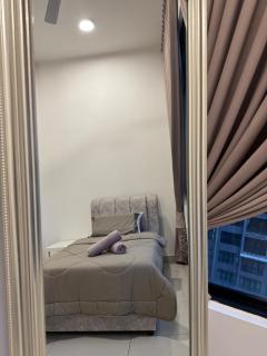 SkyLoft IOI Conezion 2BR2R - 1