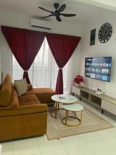 YusAzna Homestay - 1