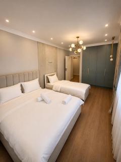Almaty Luxury 3BR Modern Design 4u - Almaty - 0