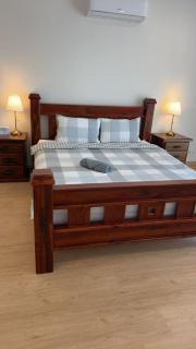 M1 Haven Retreat Grand Private Ensuite and Bath - 0
