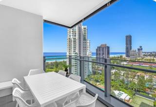 Unit 1604 Signature Level 16 - 7