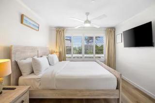 2 Bed Coastal Resort Escape 200m to Kawana Beach - 3
