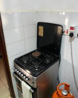 Peaceful One Bedroom House, 2-minute walk to Diani Beach - 2