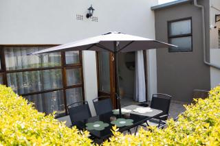 Forty on Glen Guesthouse - 4