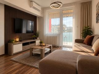 MOONLIGHT SUITES - Your luxury getaway - 0