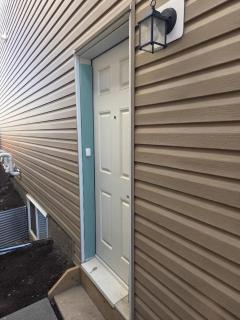 Modern 2-Bedroom Private Basement Apartment - 4