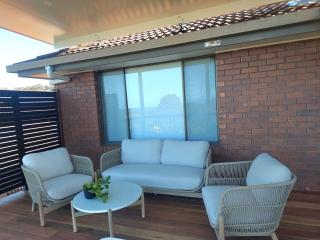 Bondi Breeze @ Tuross Head - 1